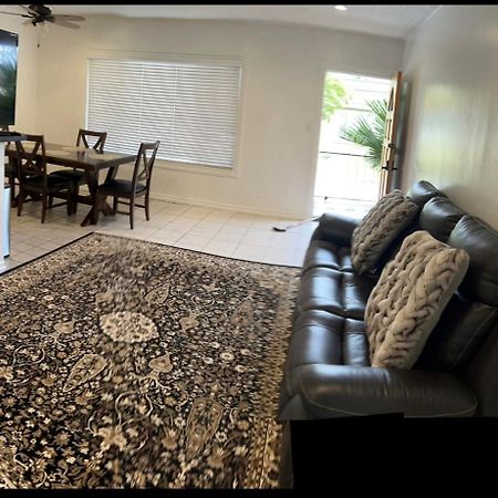 Lovely Berryman Ave Apartment ロサンゼルス エクステリア 写真